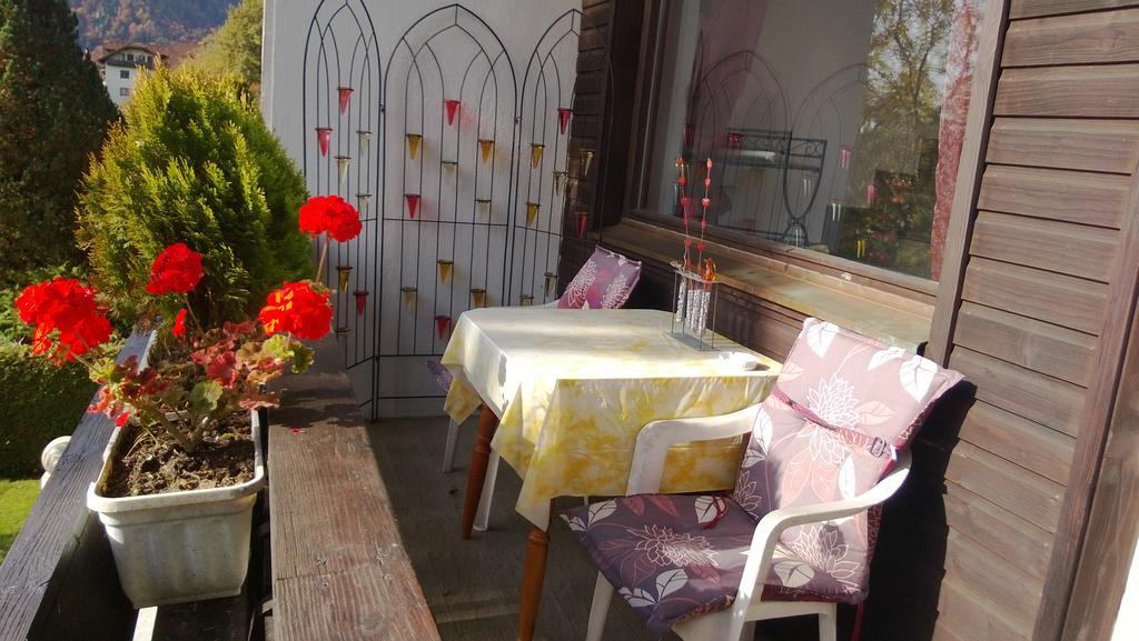Ferienhaus Burgblick Треффен Номер фото